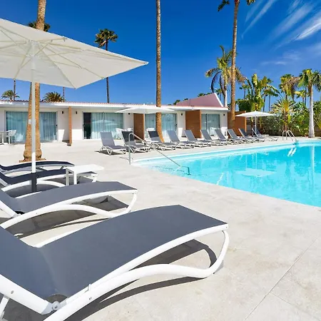 Sanom By Youroom Only Adults Hotel 4*